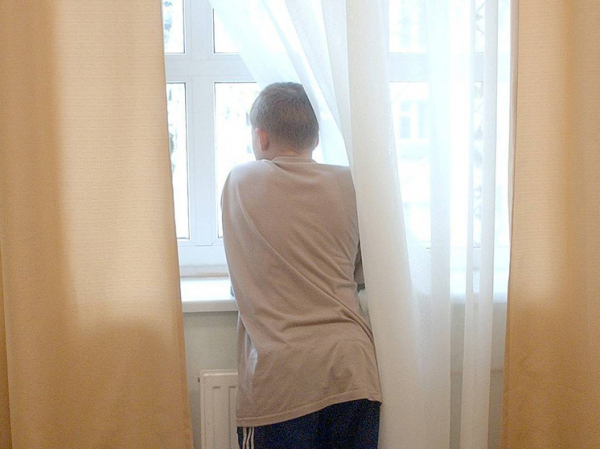 &laquo;Поздно рвать волосы&raquo;: сдавшие подростков в рехаб-мучитель тоже виновны