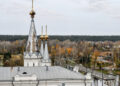 Появилось свежее видео Святогорской лавры, превращенной ВСУ в «укреп»: выглядит мирно
