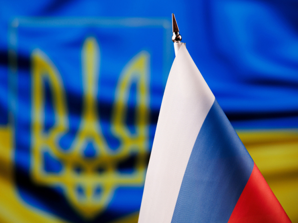 Три семьи вернулись в Россию, пятеро человек отправились на Украину по договоренности омбудсменов