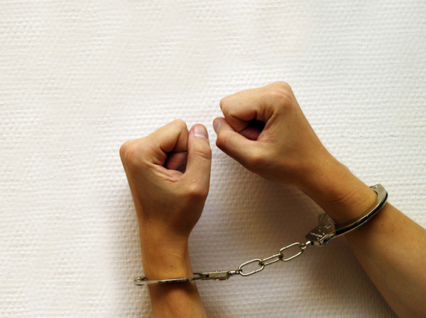 В популярной стране в чемодане найдено тело 17-летней девушки