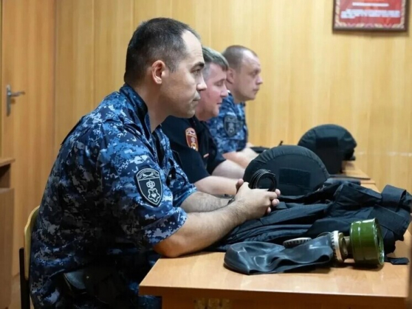 Форму охранников из Росгвардии будут проверять с особой тщательностью