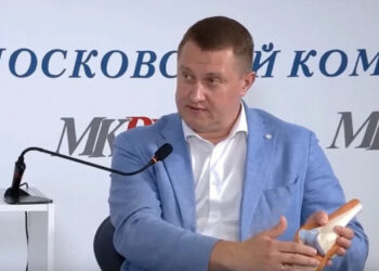 «Народная медицина» убивает суставы: врач-ортопед объяснил, почему нельзя греть колени и покупать бандажи на маркетплейсах