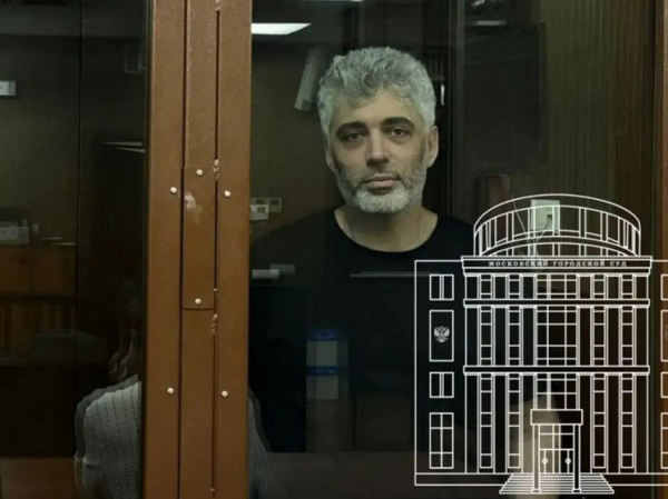 По делу "черного трансплантолога" Бориса Вольфмана следствие изучило письменные доказательства