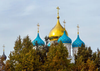 Строящийся храм святого князя Димитрия Донского скоро будет увенчан  куполами