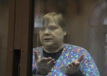 Журналистка Баязитова рассказала о зарплатах в колонии: выгоднее больничные