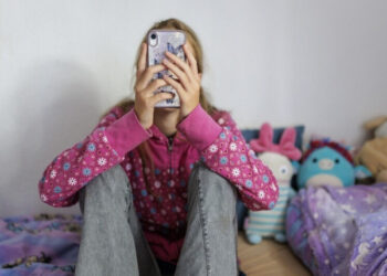 13-летняя школьница-китаянка изобрела приложение для слежки за учениками