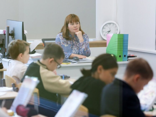 Гладко не на бумаге: в РФ начали кампанию по борьбе с бюрократией в образовании