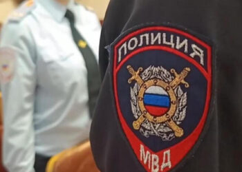 Родственникам пострадавших полицейских оплатят дорогу к месту лечения