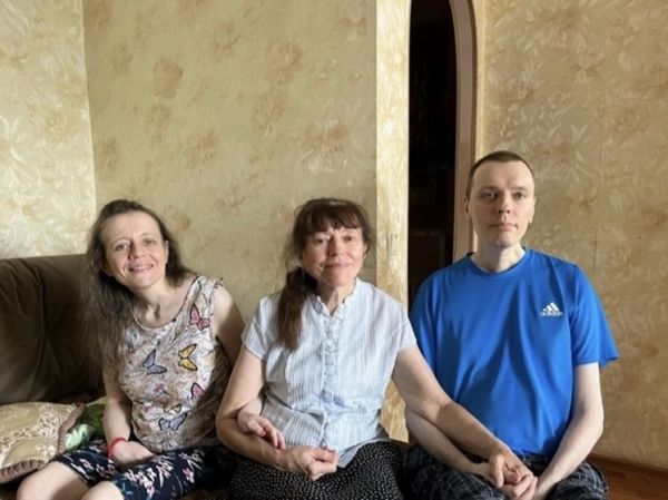 &laquo;Выход на улицу &mdash; в прошлом&raquo;: семья оказалась в заточении в квартире без надежды на помощь