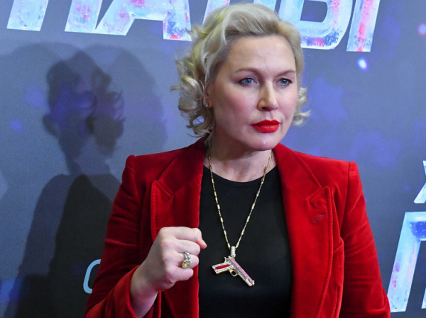 Наталья Рагозина рассказала, почему выгнала из дома сына с его семьёй