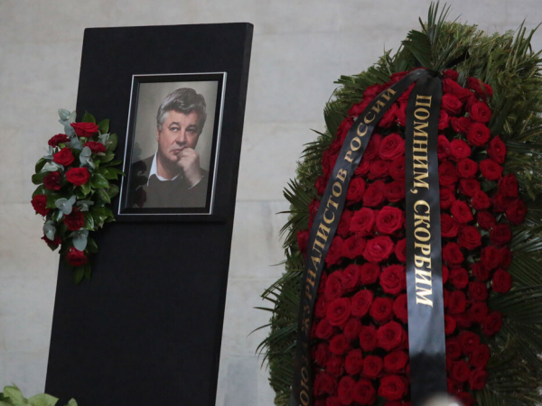 &laquo;Он не боялся защищать журналистов&raquo;: в Москве простились с Всеволодом Богдановым